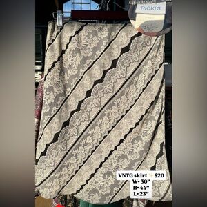 Elegant Lace Pattern Skirt